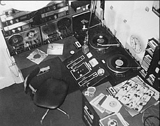 Thameside Radio90.2 main studio